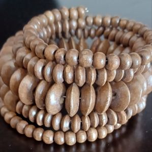 Brown wood beads stretchy bracelet